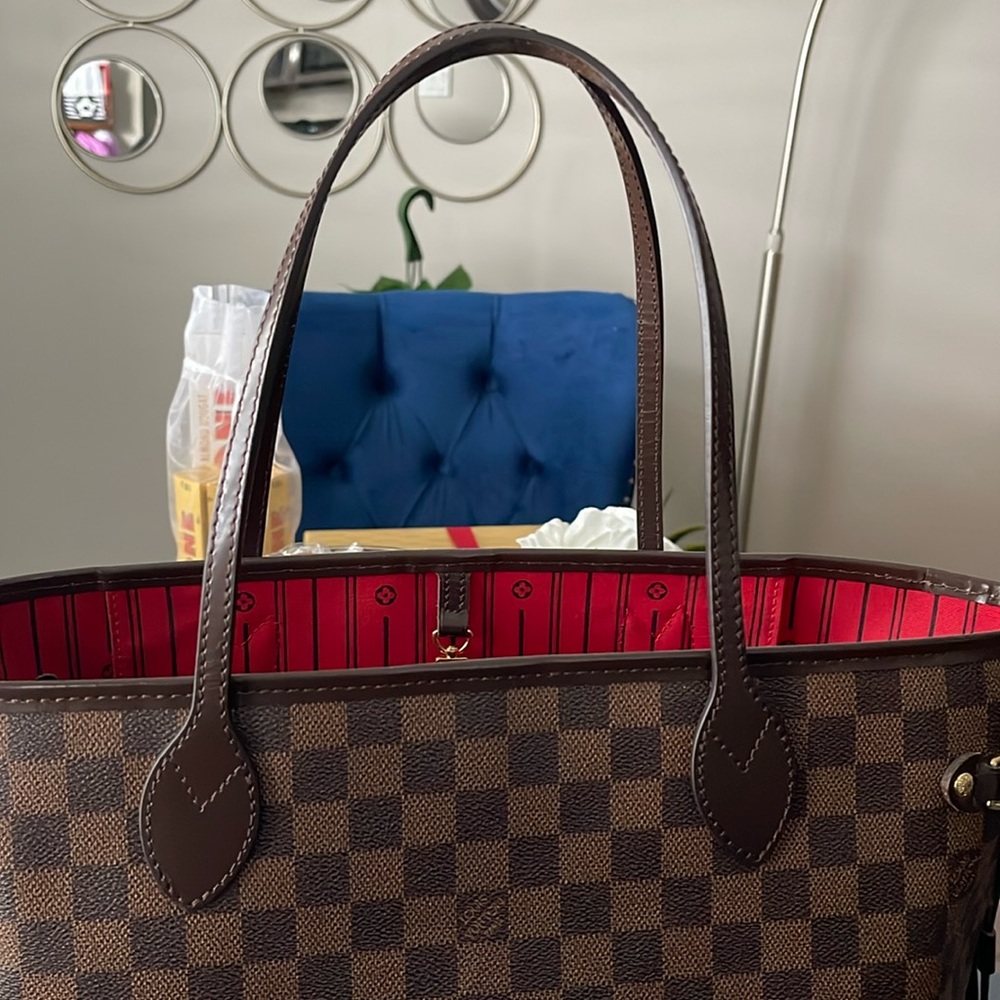 Louis Vuitton Neverfull MM - Picture 2 of 12